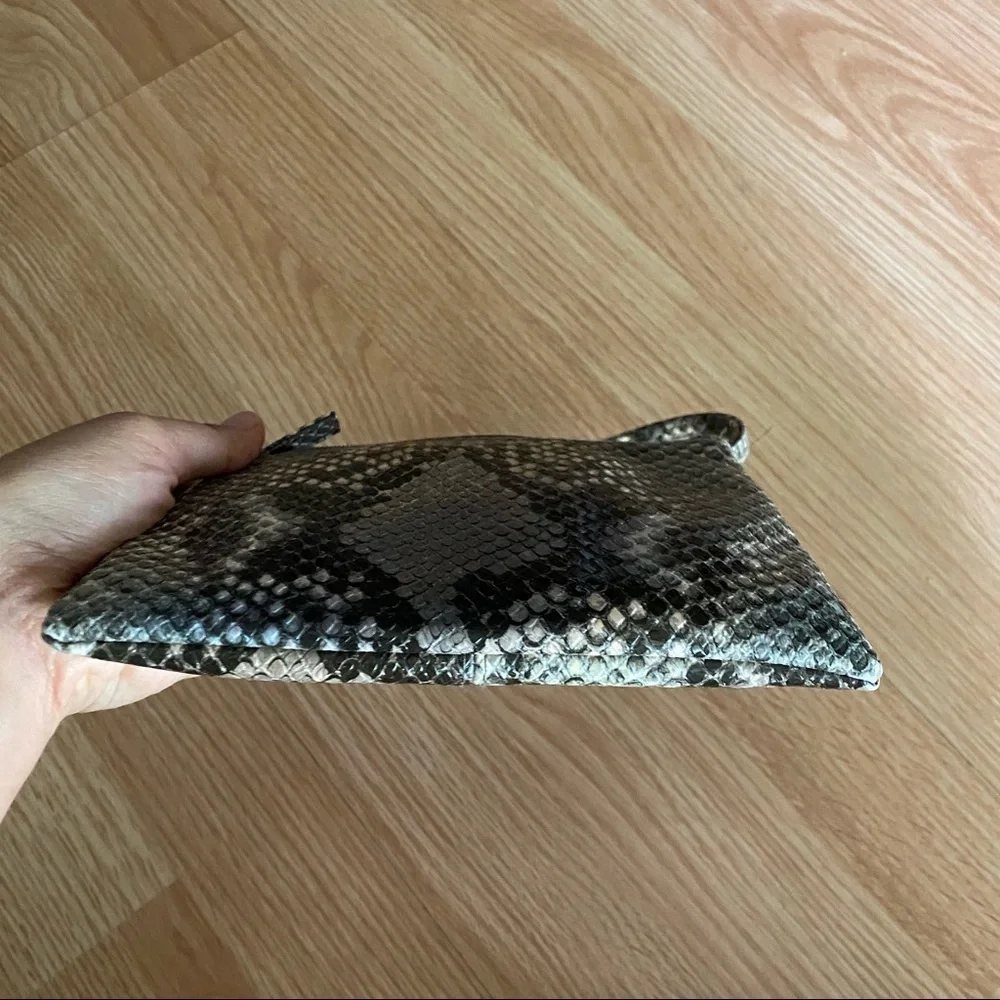 Women’s Snake Skin Print Faux Leather Mini Wristlet